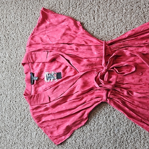 Dress - Picture 2 of 5